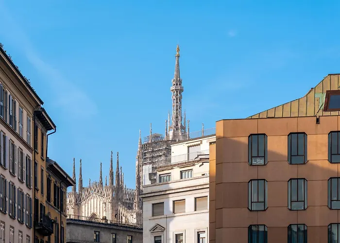 Luxurious & Spacious Flats In Duomo