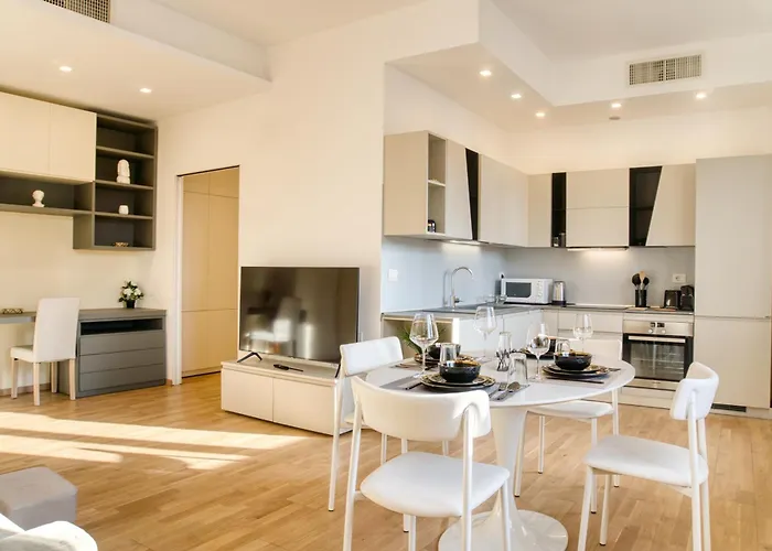 Corso Vittorio Emanuele GrandSuite - Best position in Milan next to Duomo